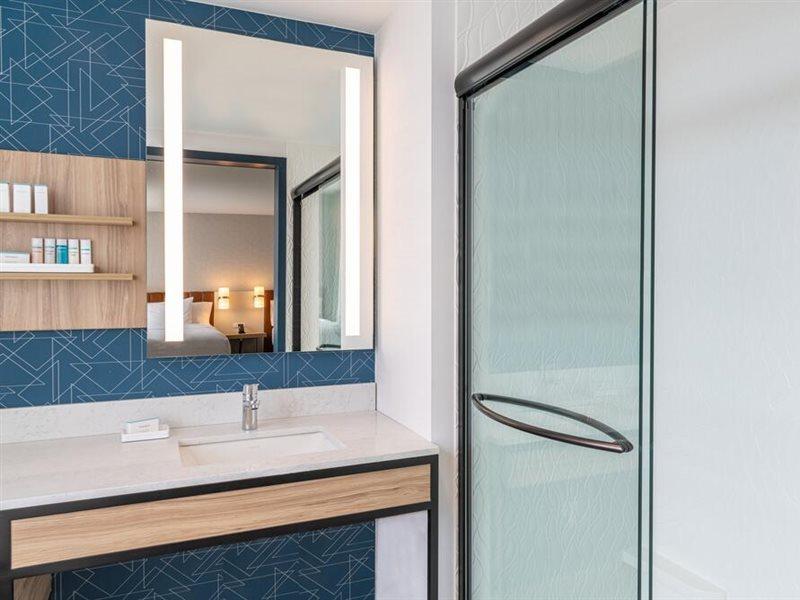 Hilton Garden Inn Flint Downtown Εξωτερικό φωτογραφία