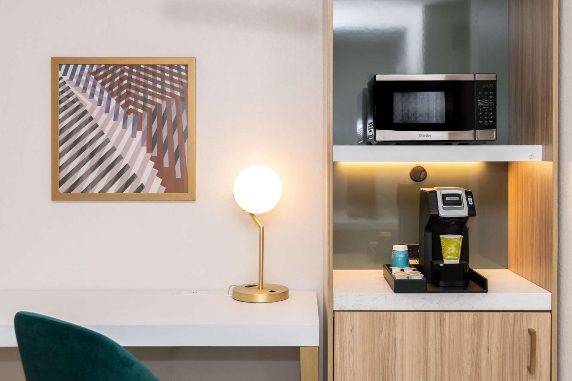 Hilton Garden Inn Flint Downtown Εξωτερικό φωτογραφία