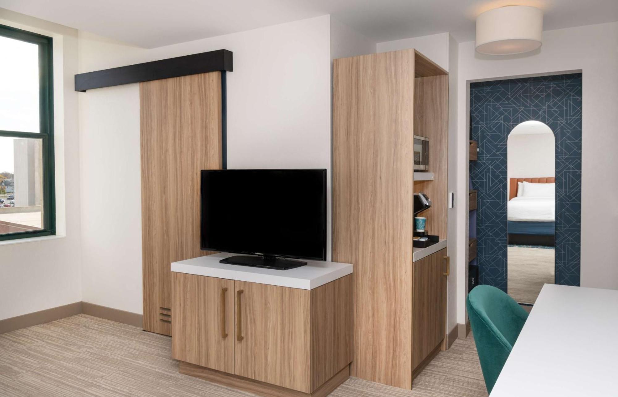 Hilton Garden Inn Flint Downtown Εξωτερικό φωτογραφία