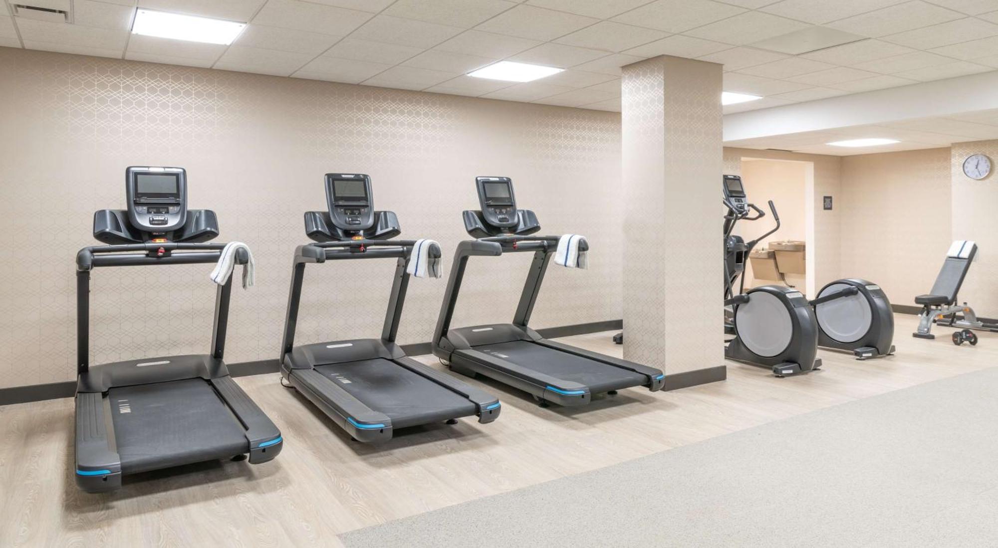 Hilton Garden Inn Flint Downtown Εξωτερικό φωτογραφία